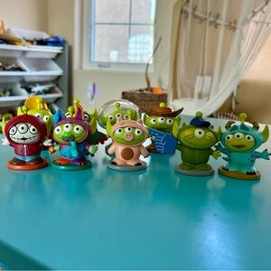 Disney Park Pixar Toy Story Alien Remix Deluxe Figurine Playset 9 Piece